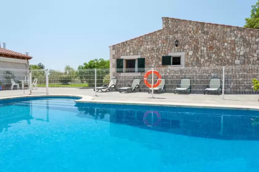 Holiday rentals in Llimona, Inca
