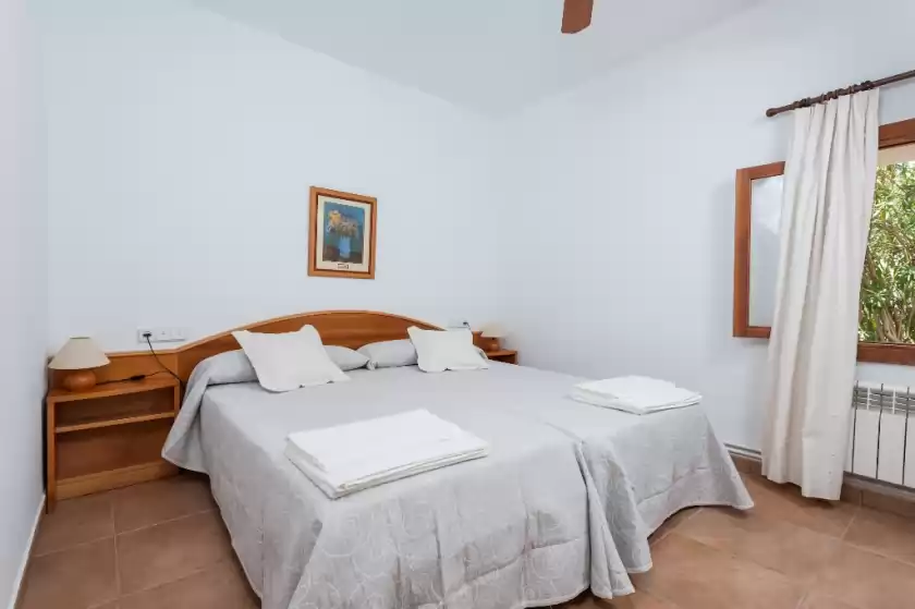 Holiday rentals in Llimona, Inca