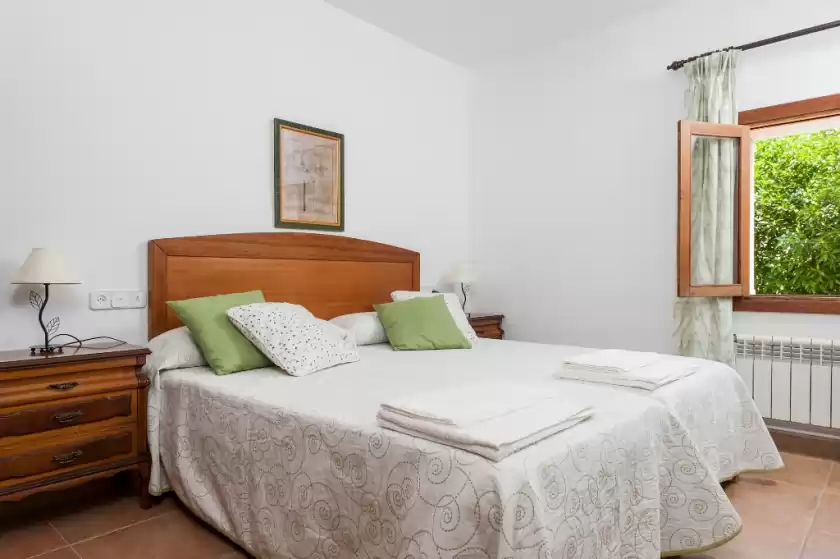 Holiday rentals in Llimona, Inca