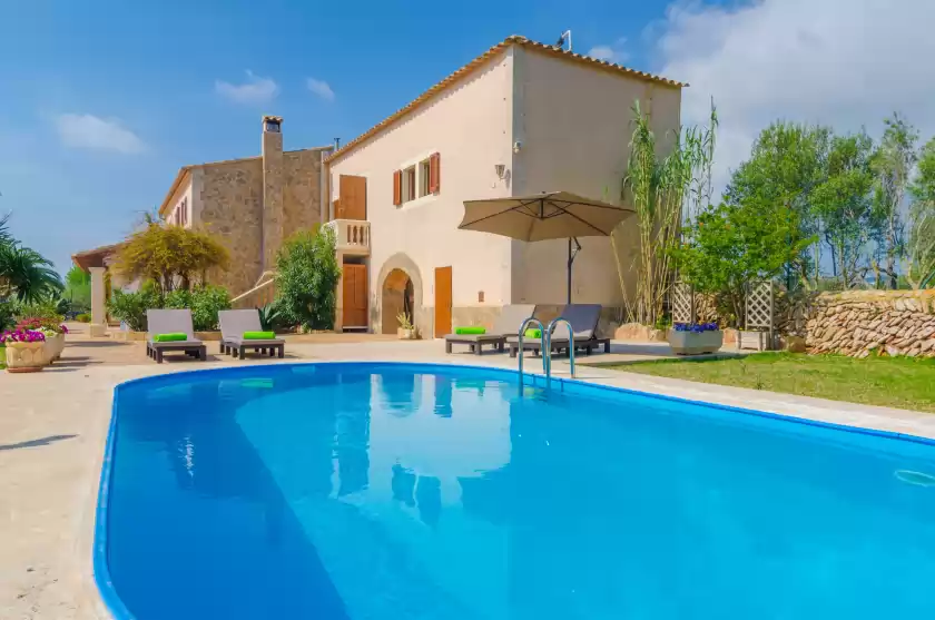 Holiday rentals in Ca's mungi vell, s'Horta