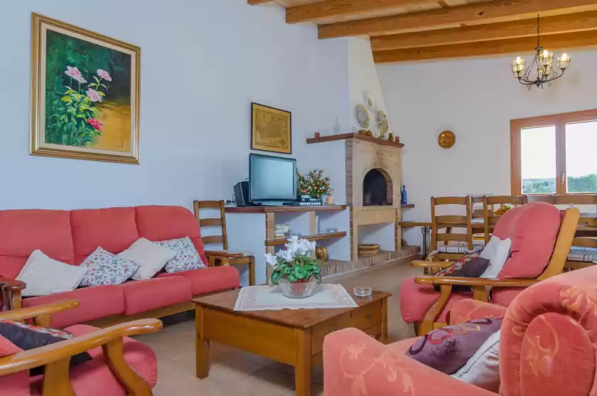 Holiday rentals in Es palmer, Campos