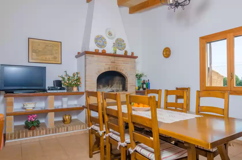 Holiday rentals in Es palmer, Campos