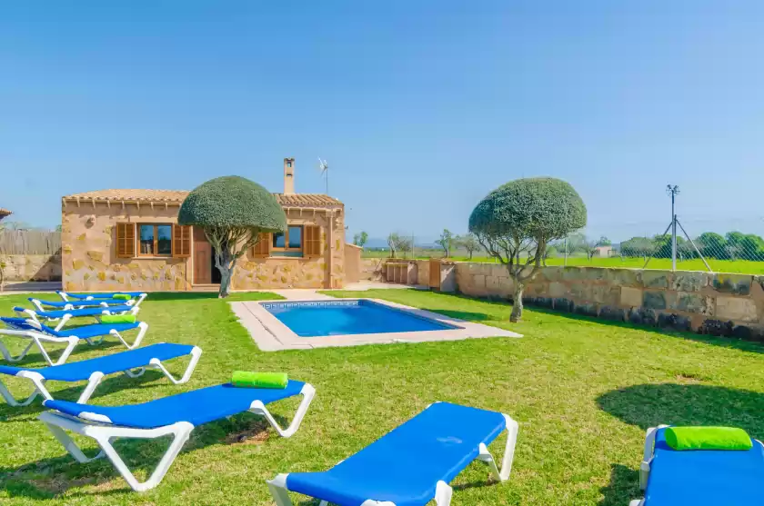 Holiday rentals in Es palmer, Campos