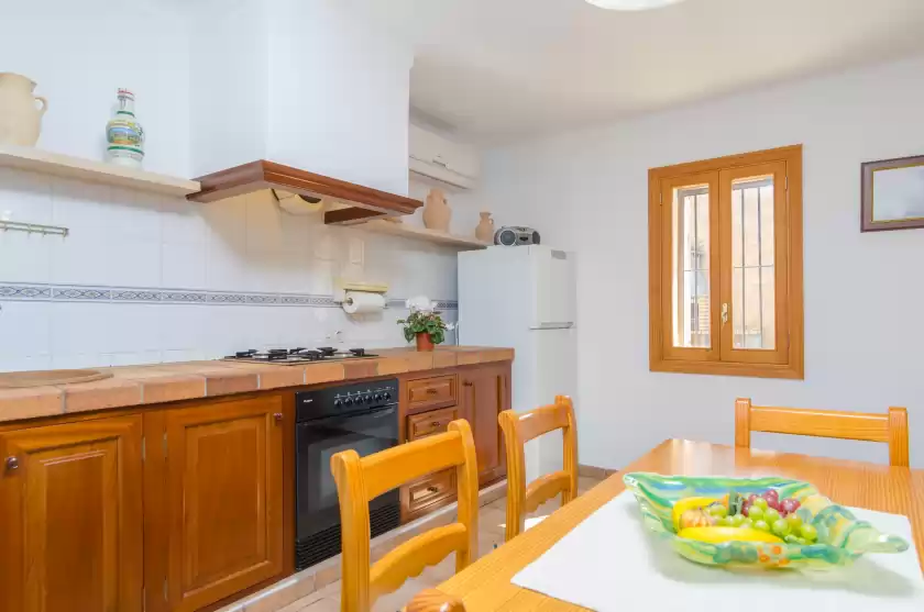 Holiday rentals in Es palmer, Campos