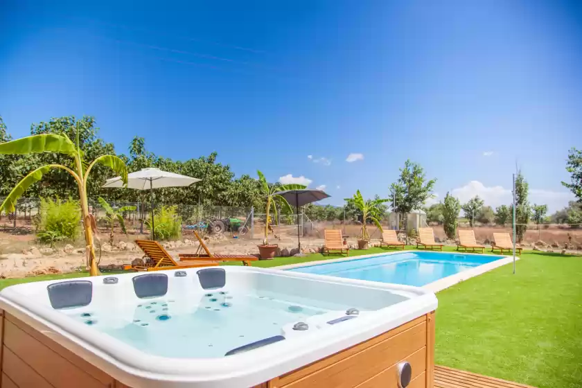 Holiday rentals in Can galio