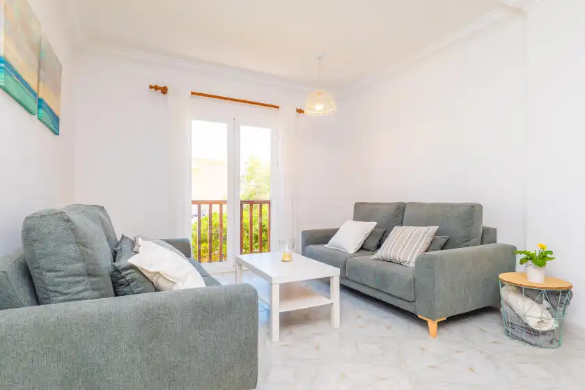 Holiday rentals in Can fusteret, Son Serra de Marina