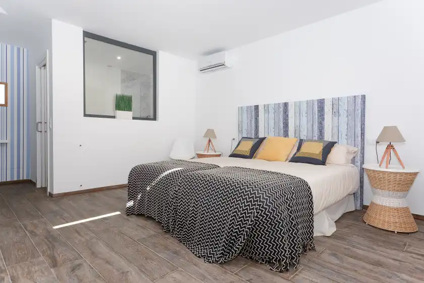 Holiday rentals in Tamarells a, Son Serra de Marina