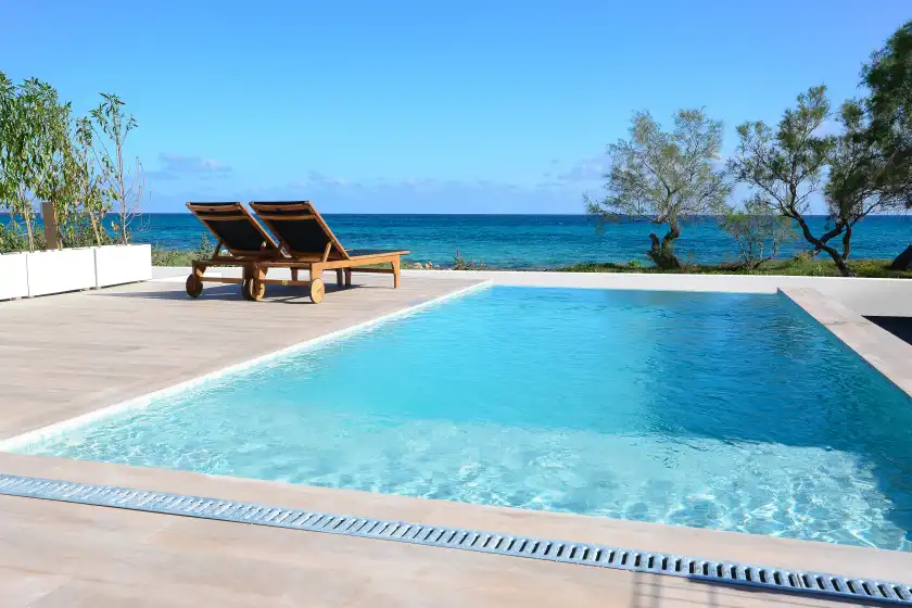 Holiday rentals in Tamarells a