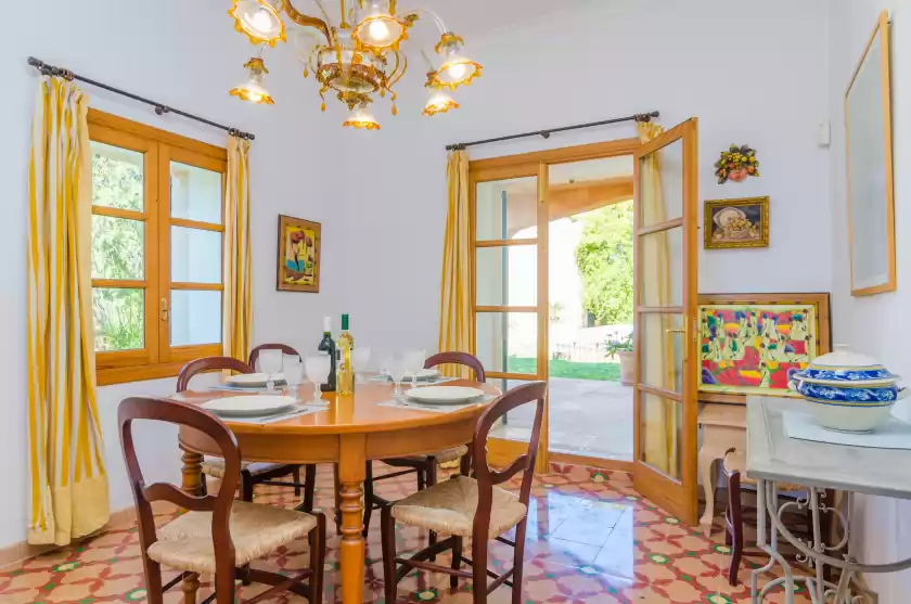 Holiday rentals in Gran llombards, es Llombards