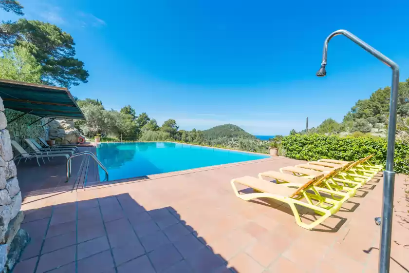 Holiday rentals in Casa des mirador, Estellencs