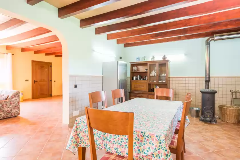 Holiday rentals in Son llucia, Jornets