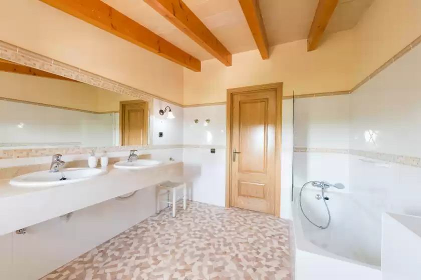 Holiday rentals in Son llucia, Jornets