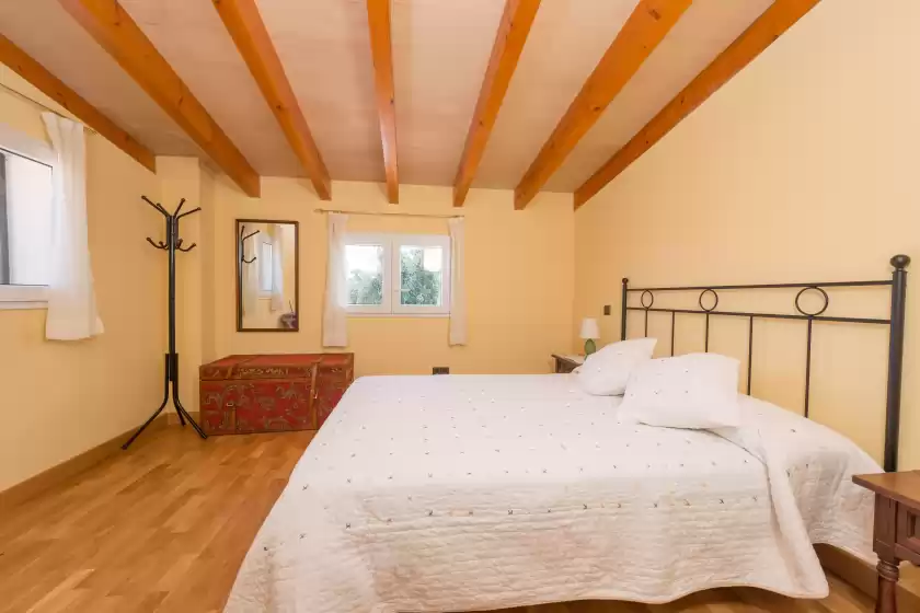 Holiday rentals in Son llucia, Jornets