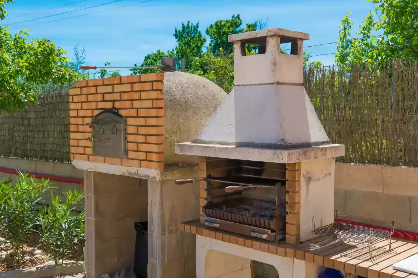 Holiday rentals in Son llucia, Jornets