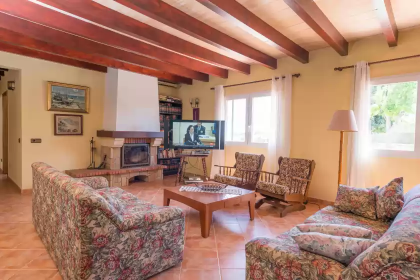 Holiday rentals in Son llucia, Jornets