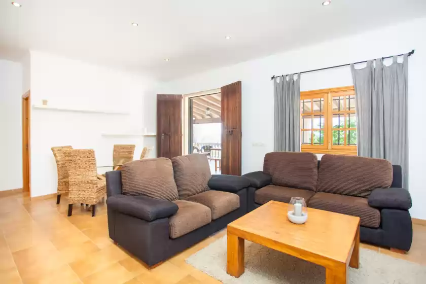 Holiday rentals in Son mieres, Petra