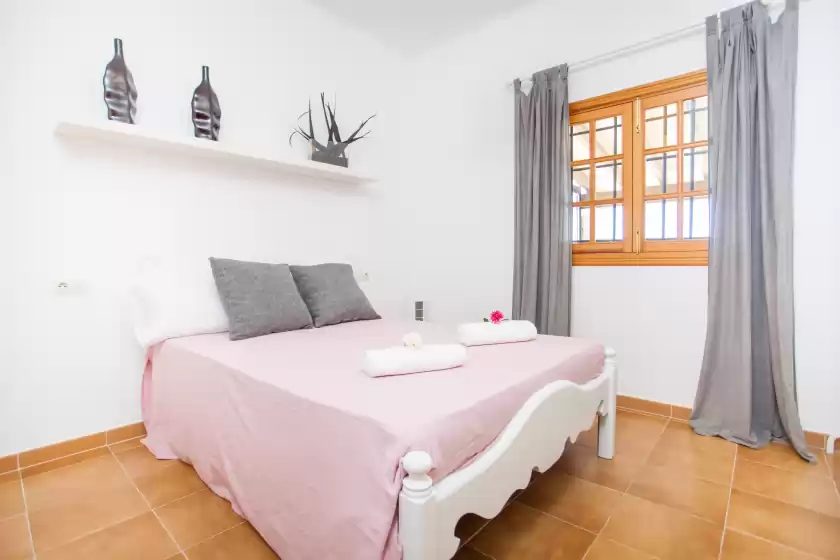 Holiday rentals in Son mieres, Petra
