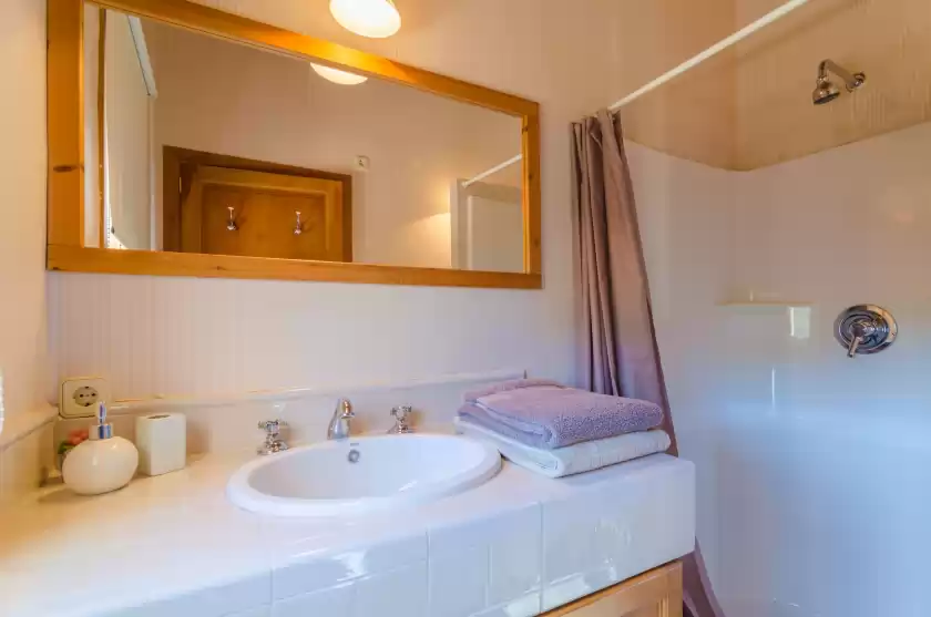 Holiday rentals in Villa dos pins, Valldemossa