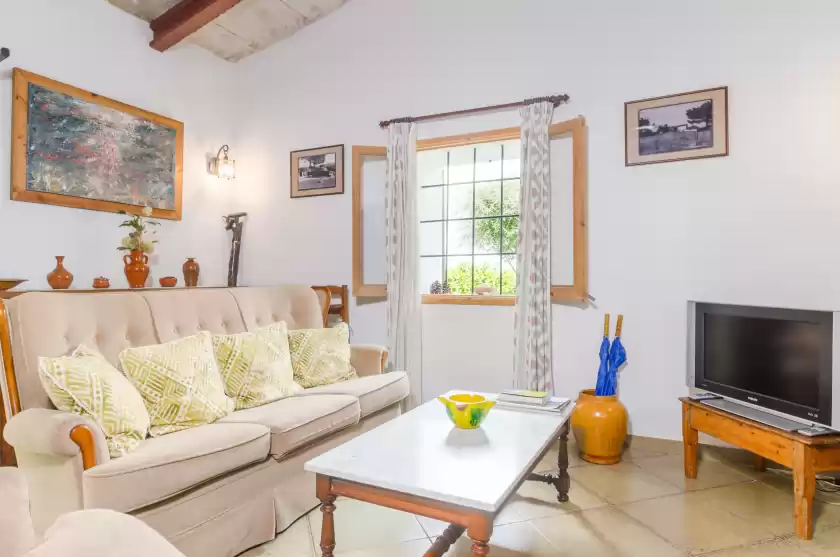 Holiday rentals in Sa bastida, Sant Joan