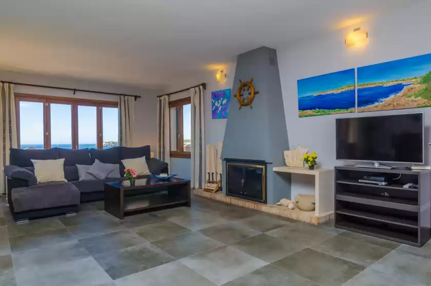 Holiday rentals in Ses penyes rotges, Portopetro
