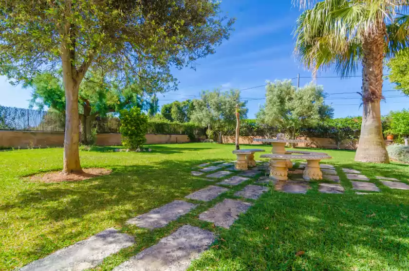 Holiday rentals in Can jeroni, Cala Ferrera