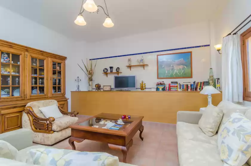 Holiday rentals in Can jeroni, Cala Ferrera