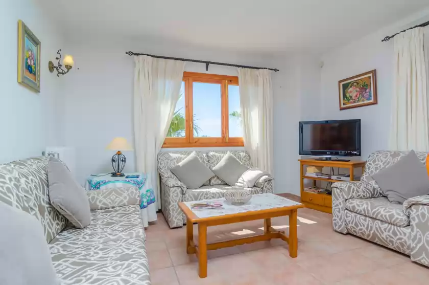 Holiday rentals in Can jeroni, Cala Ferrera