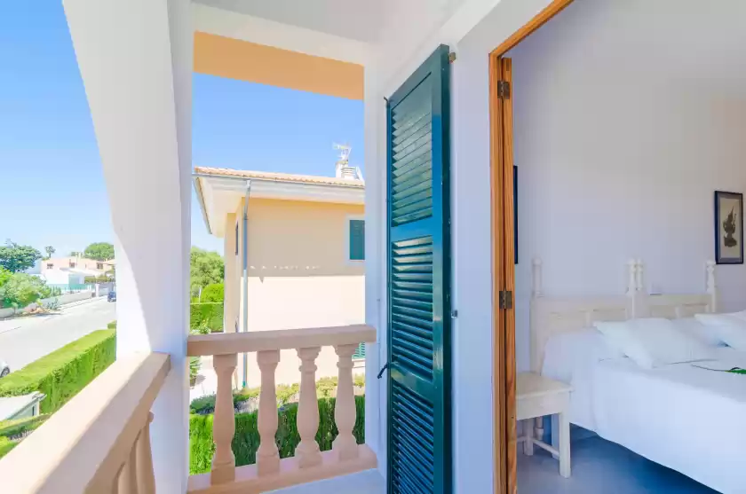 Holiday rentals in Can riera, sa Coma