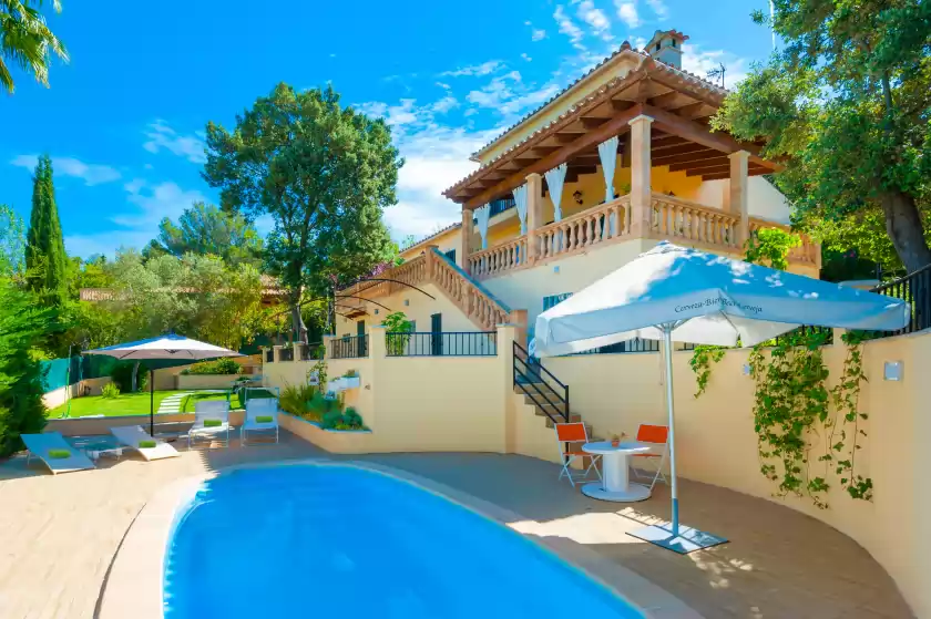 Holiday rentals in Es turonet (un raconet divi)