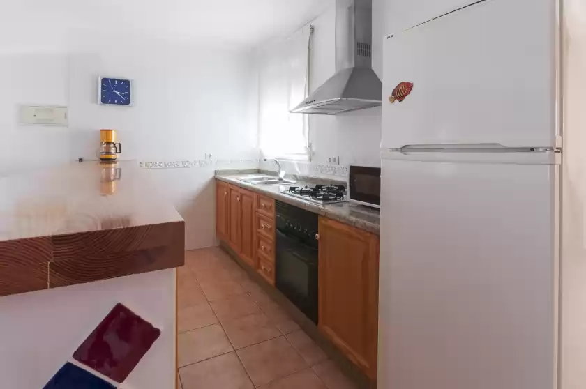 Holiday rentals in Mengual, Oliva