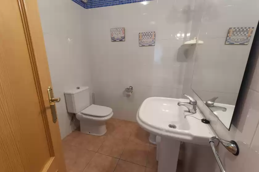 Holiday rentals in Mengual, Oliva