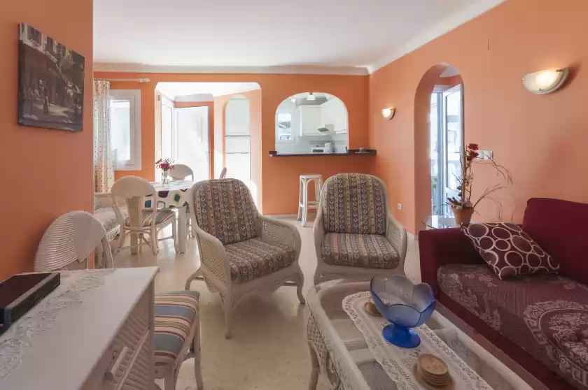Holiday rentals in Rufina, Oliva