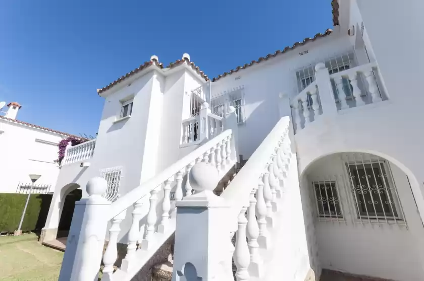 Holiday rentals in Rufina, Oliva