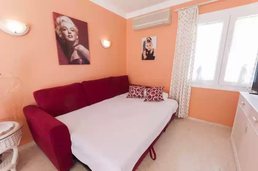 Holiday rentals in Rufina, Oliva