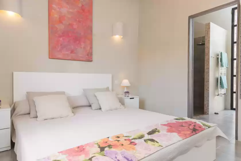 Holiday rentals in Can pina - eco cascada -, Costitx