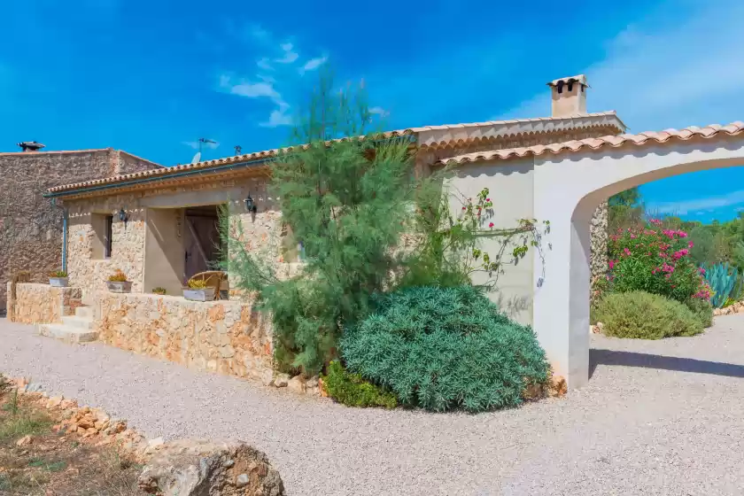 Holiday rentals in Can pina - eco cascada -, Costitx