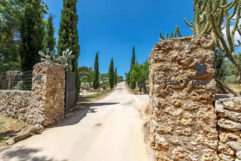 Holiday rentals in Can pina - eco cascada -, Costitx