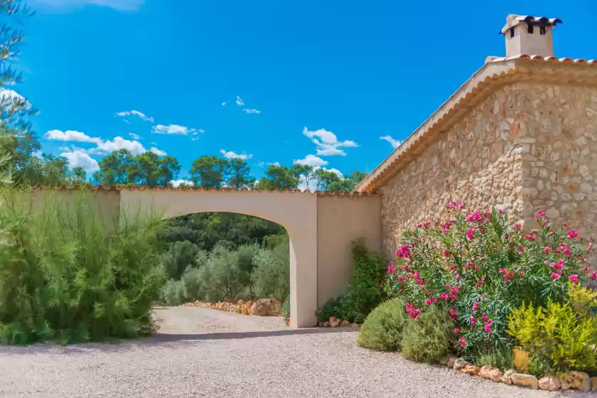 Holiday rentals in Can pina - eco cascada -, Costitx