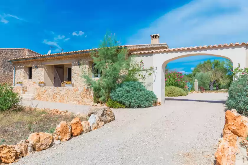 Holiday rentals in Can pina - eco cascada -, Costitx