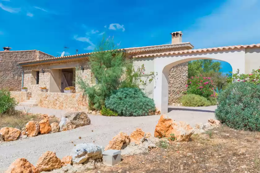 Holiday rentals in Can pina - eco cascada -, Costitx