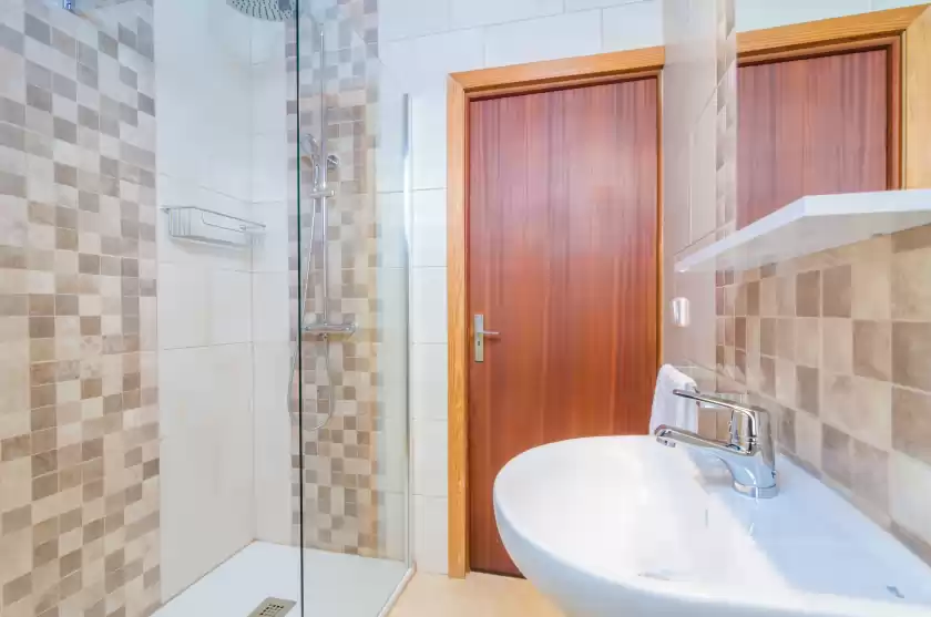 Holiday rentals in Can pedro ros, s'Illot-Cala Morlanda