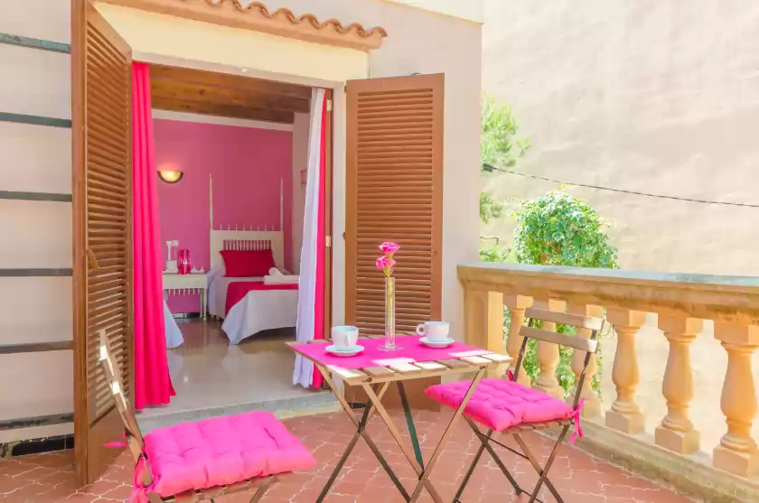 Holiday rentals in Can pedro ros, s'Illot-Cala Morlanda