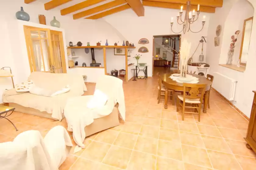Holiday rentals in Can manenta, Son Macià