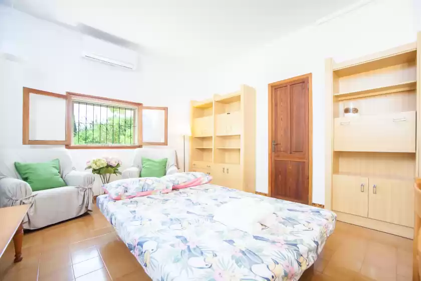 Holiday rentals in Creisell, Inca