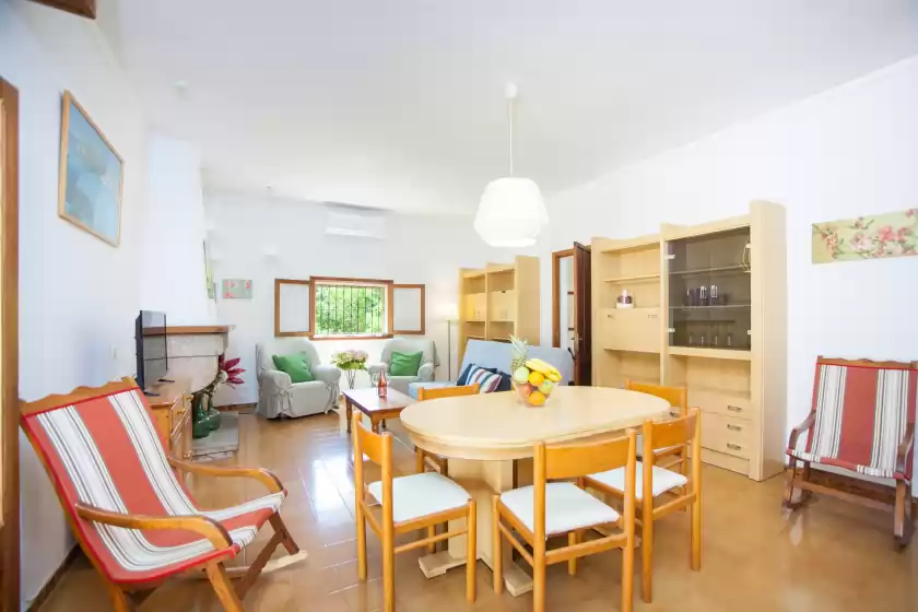 Holiday rentals in Creisell, Inca