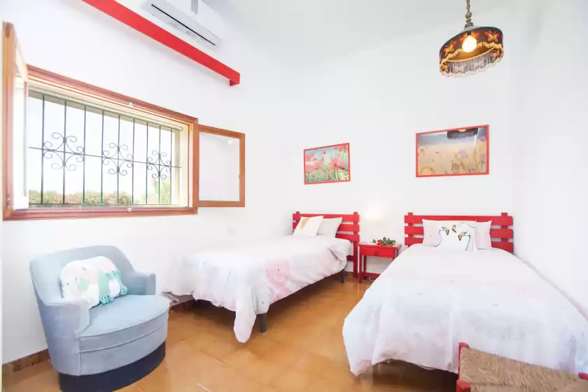 Holiday rentals in Creisell, Inca