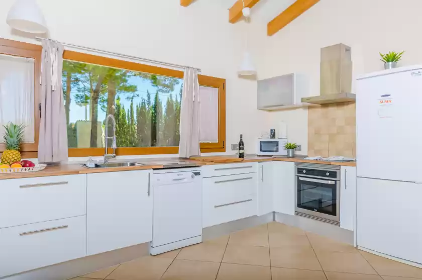 Holiday rentals in Sa pista, Lloseta