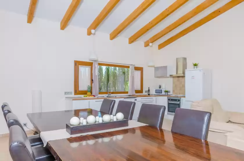 Holiday rentals in Sa pista, Lloseta