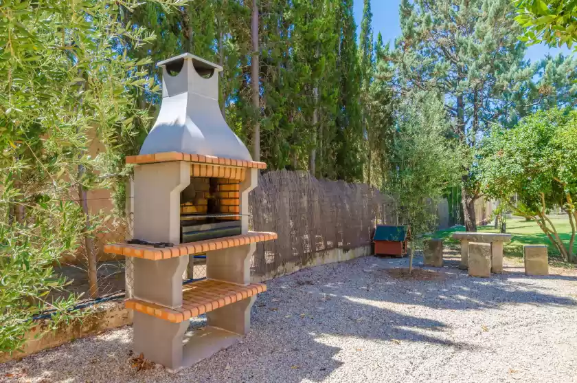 Holiday rentals in Sa pista, Lloseta
