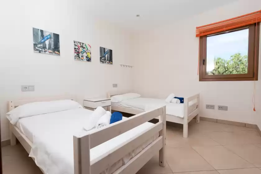 Holiday rentals in Sa pista, Lloseta